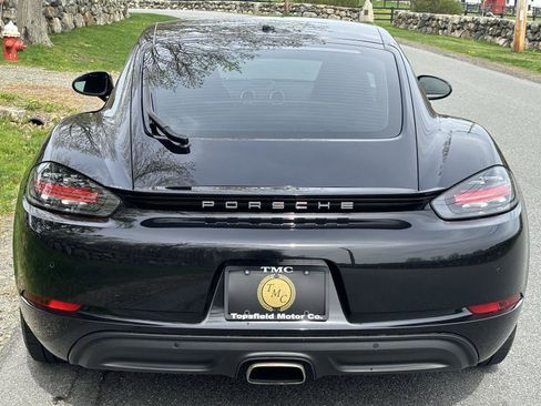 Used 2017 Porsche 718 Cayman RWD image 15