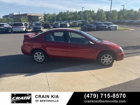 Used 2005 Dodge Neon SXT w/ Sport Appearance Group image 11