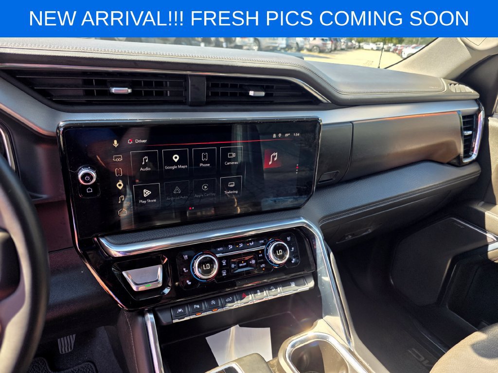 Used 2024 GMC Sierra 1500 Denali w/ Technology Package AWD/4WD image 10