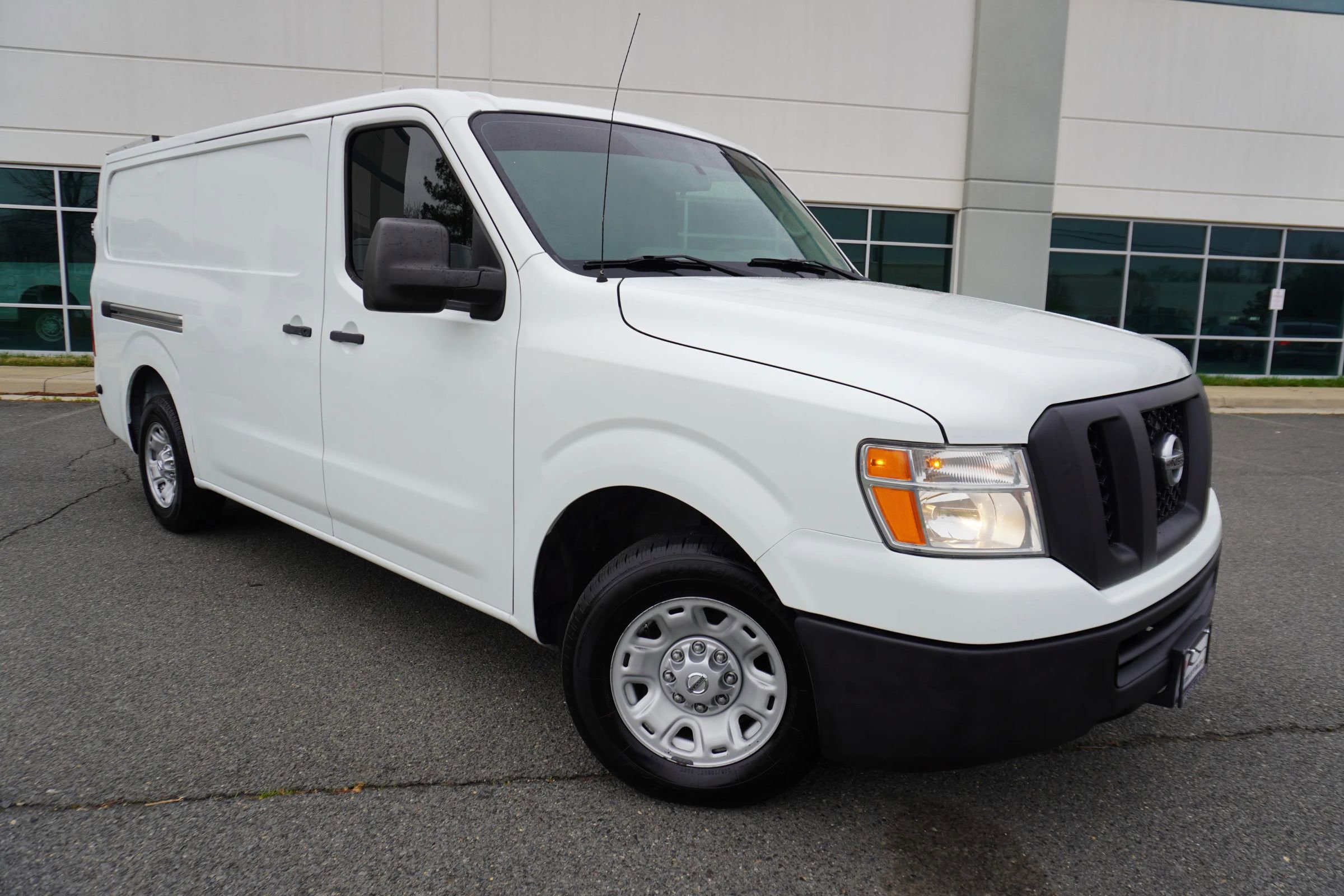 Used 2017 Nissan NV 2500 S w/ Power Basic Package RWD image 1