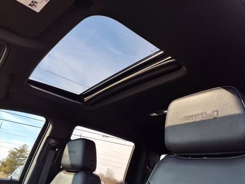 Used 2023 GMC Sierra 1500 AT4 w/ AT4 Premium Package image 31