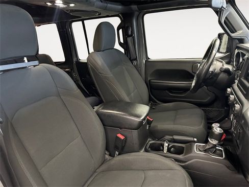 Used 2021 Jeep Wrangler Unlimited Sport image 15