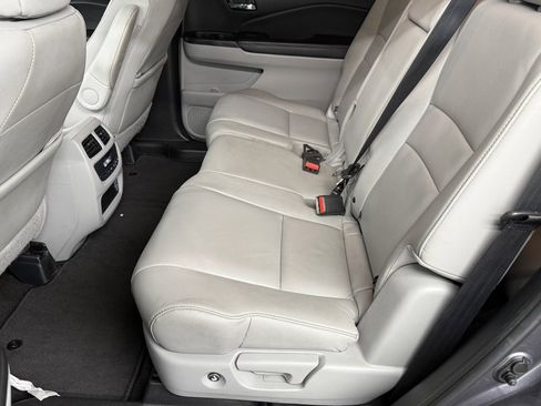 Used 2021 Honda Pilot EX-L image 34