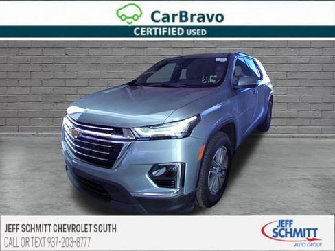 Certified 2023 Chevrolet Traverse LT FWD image 1