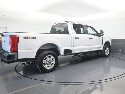 Used 2025 Ford F250 XLT image 6