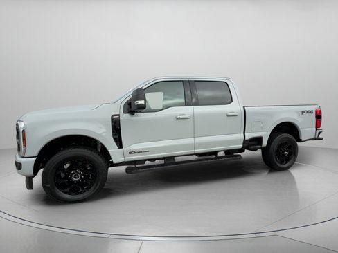 New 2026 Ford F350 Lariat w/ Black Appearance Package AWD/4WD image 11