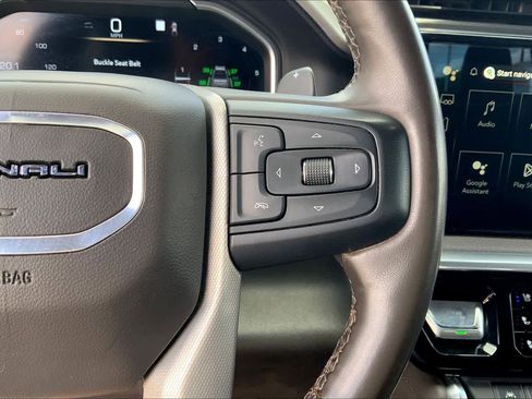 Used 2023 GMC Sierra 1500 Denali w/ Denali Reserve Package AWD/4WD image 25
