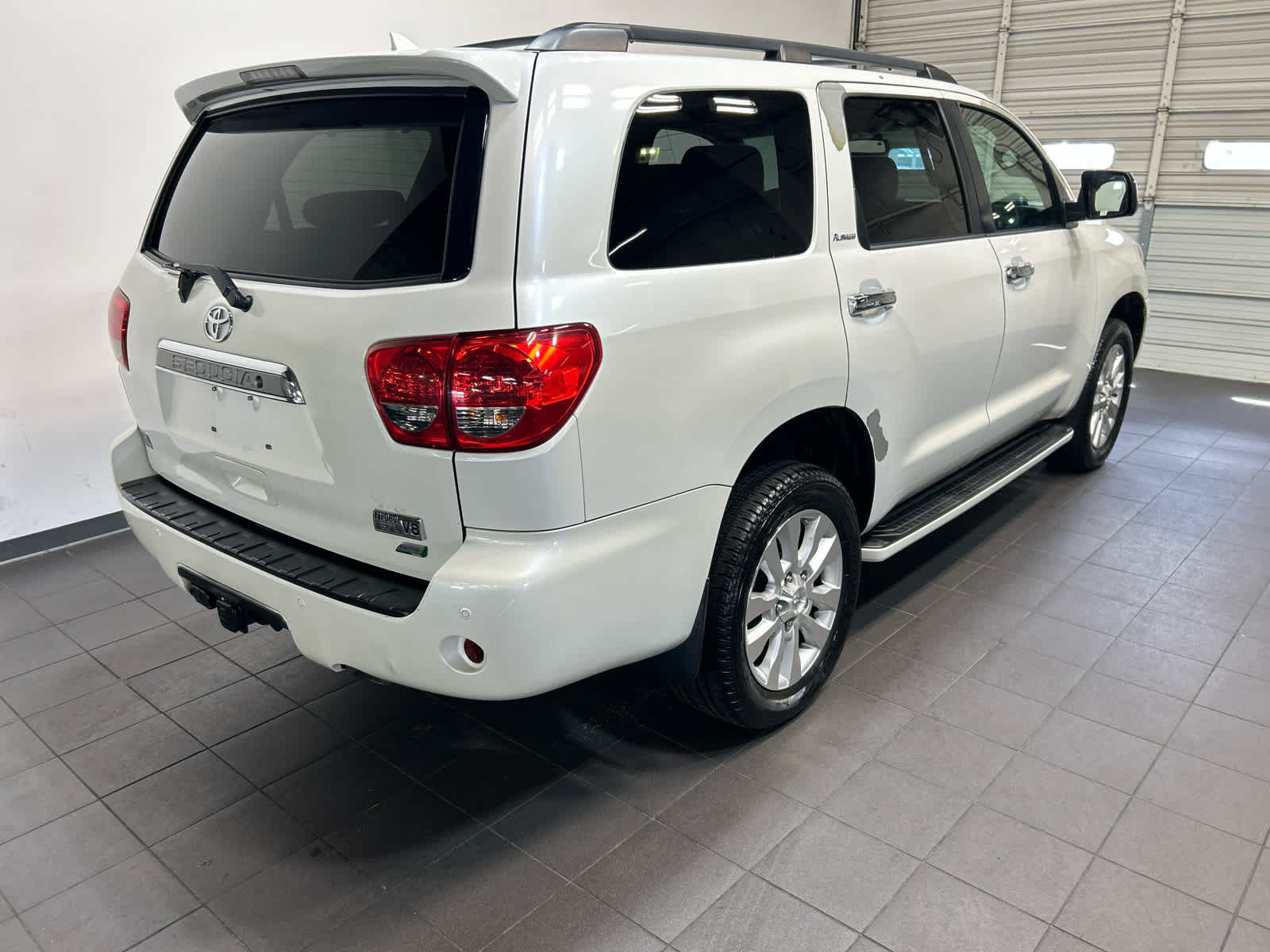 Used 2012 Toyota Sequoia Platinum AWD/4WD image 3
