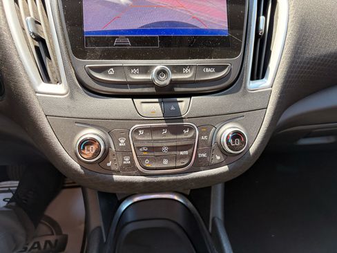 Used 2023 Chevrolet Malibu LT FWD image 16