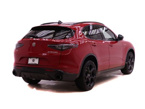 New 2026 Alfa Romeo Stelvio Sprint w/ Convenience Package AWD/4WD image 4