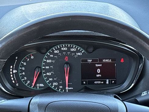 Used 2021 Chevrolet Trax LT w/ Sport Edition image 12