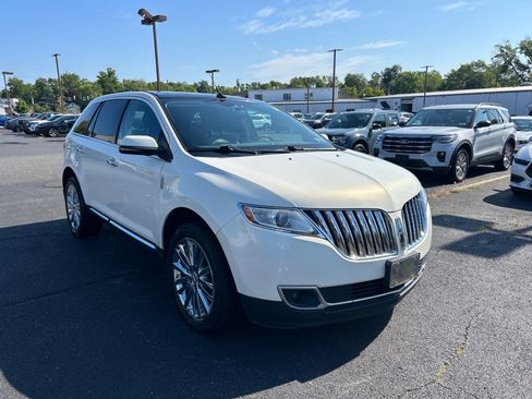 Used 2013 Lincoln MKX AWD image 23