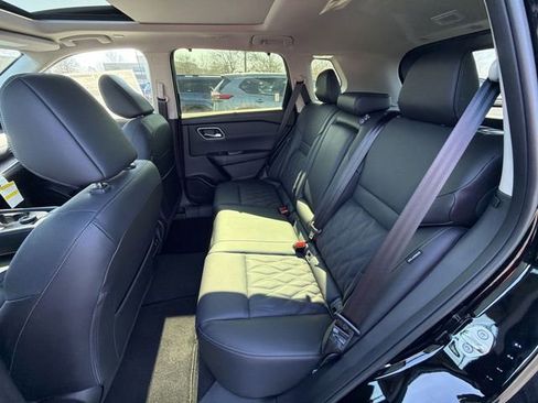 New 2026 Nissan Rogue Platinum w/ Platinum Premium Package image 21