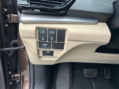 Used 2020 Acura RDX w/ Technology Package image 24