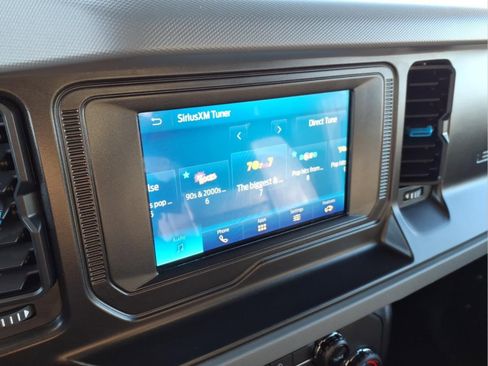 Used 2023 Ford Bronco Black Diamond image 21