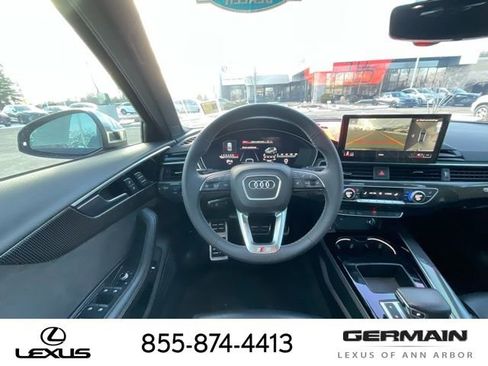 Used 2021 Audi S4 Premium Plus w/ Premium Plus Package image 15