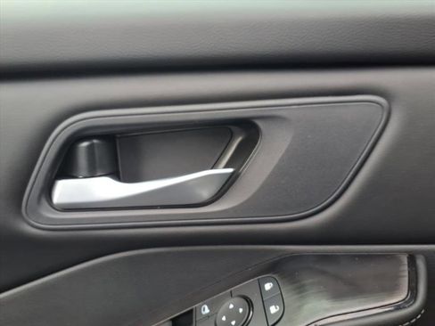 New 2026 Nissan Rogue SV image 16