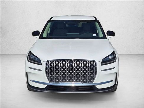Used 2024 Lincoln Corsair FWD image 2