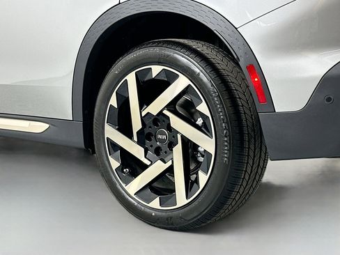 Certified 2025 MINI Cooper Countryman S image 33