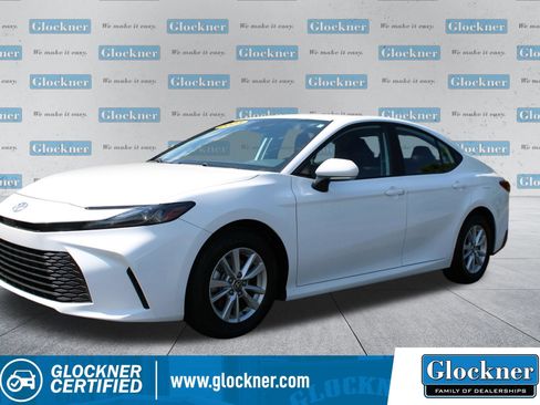 Used 2025 Toyota Camry LE FWD image 1