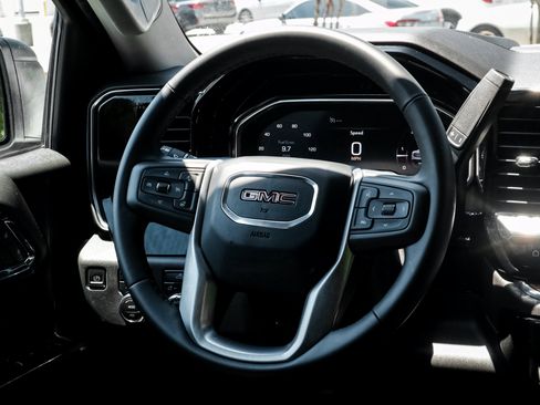 Used 2024 GMC Sierra 1500 Elevation AWD/4WD image 18