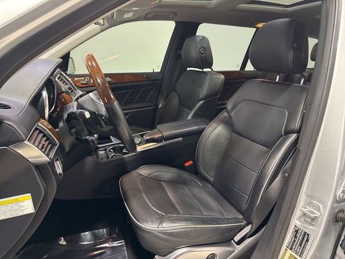 Used 2013 Mercedes-Benz GL 450 4MATIC image 28