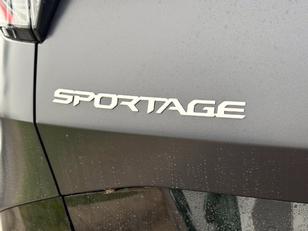 New 2026 Kia Sportage SX FWD image 10