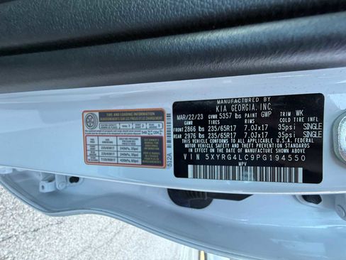 Used 2023 Kia Sorento LX FWD image 22