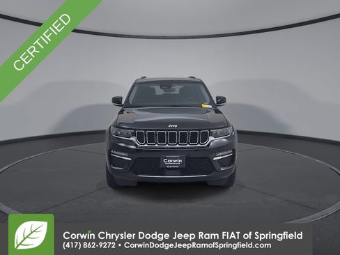 Used 2022 Jeep Grand Cherokee Limited image 6