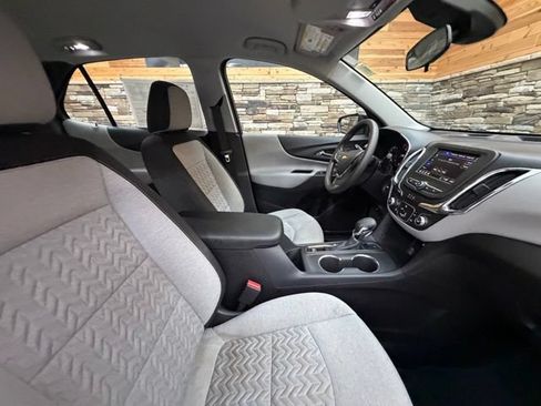 Used 2024 Chevrolet Equinox LS w/ Midnight Edition AWD/4WD image 17