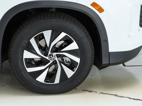 New 2026 Volkswagen Tiguan S image 14