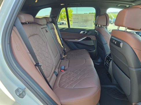 New 2026 BMW X5 xDrive50e AWD/4WD image 13