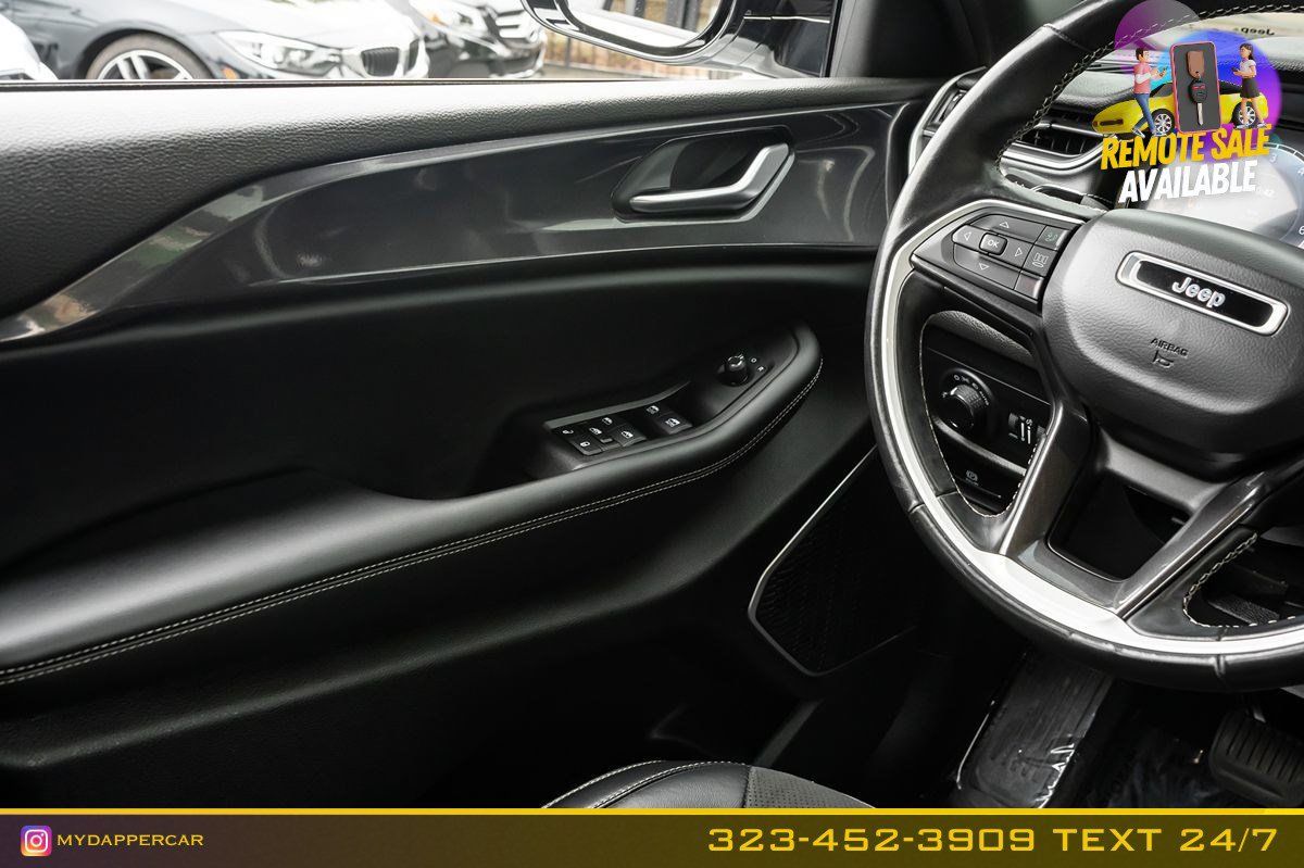 Used 2021 Jeep Grand Cherokee L Laredo RWD image 19