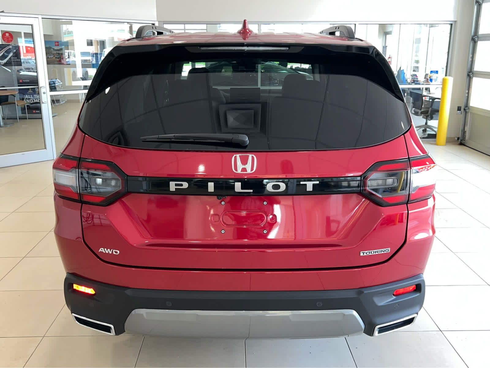 New 2026 Honda Pilot Touring image 7