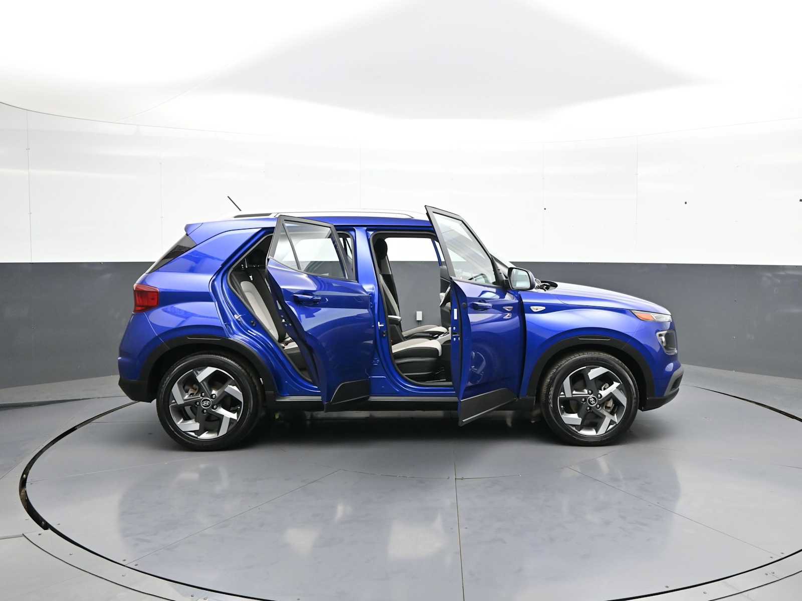 Certified 2023 Hyundai Venue SEL w/ Cargo Package FWD image 40
