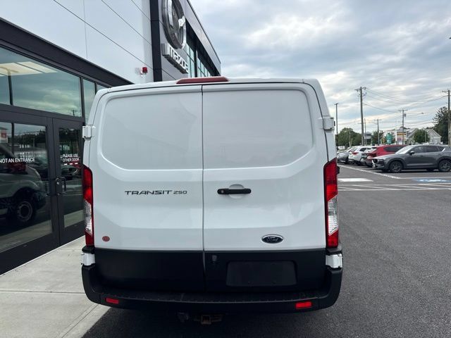 Used 2020 Ford Transit 250 Low Roof w/ Load Area Protection Package RWD image 4