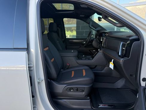 Used 2026 GMC Sierra 2500 AT4 AWD/4WD image 47