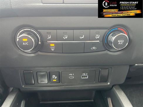 Used 2023 Nissan Frontier S w/ Technology Package image 18