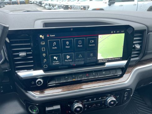 New 2026 GMC Sierra 1500 SLE image 14