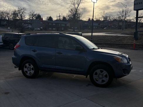 Used 2009 Toyota RAV4 4WD image 3