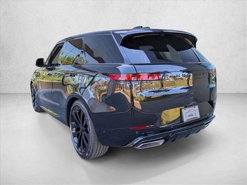 New 2026 Land Rover Range Rover Sport Dynamic SE image 8