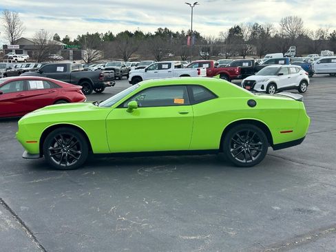 Used 2023 Dodge Challenger GT w/ Plus Package image 7