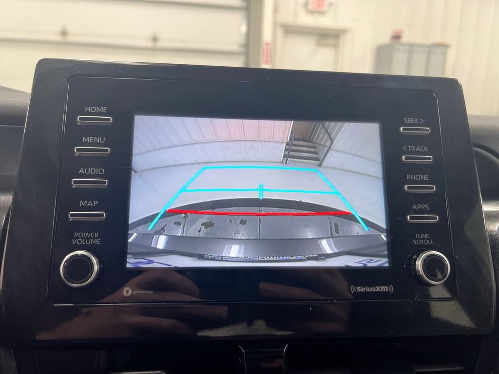 Used 2022 Toyota Camry SE FWD image 15