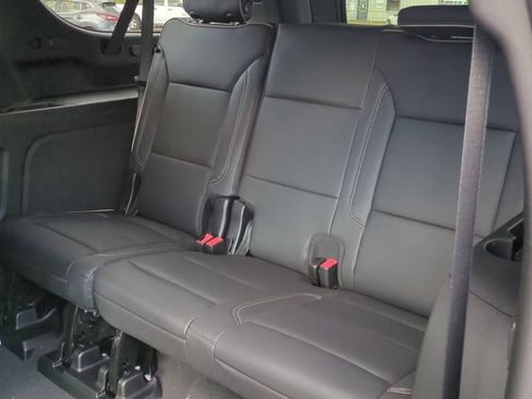 New 2026 Chevrolet Suburban Premier RWD image 15