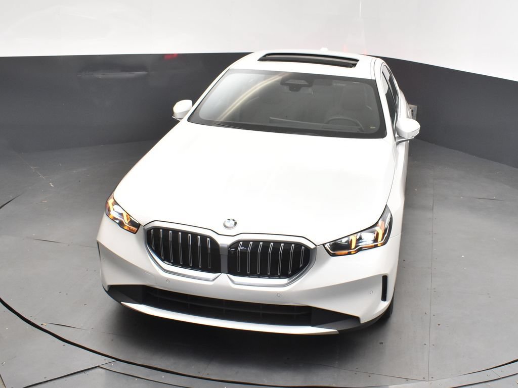 Used 2024 BMW 530i xDrive AWD/4WD image 37