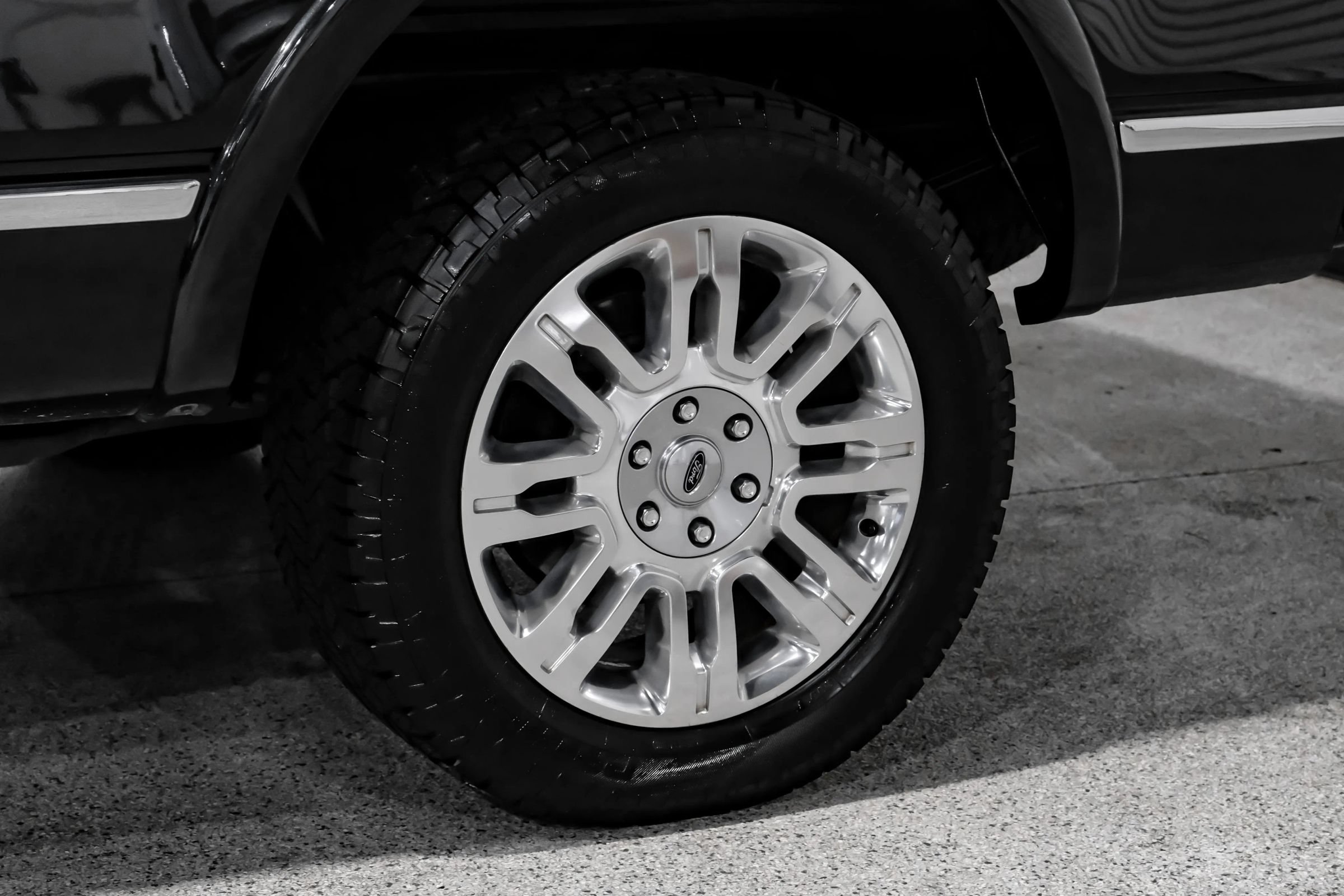 Used 2014 Ford F150 Platinum AWD/4WD image 53