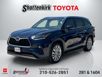 Used 2023 Toyota Highlander Platinum