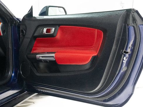 Used 2018 Ford Mustang GT image 17