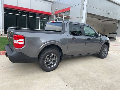 Used 2026 Ford Maverick XLT AWD/4WD image 2