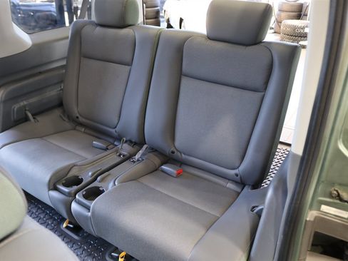 Used 2005 Honda Element EX image 18